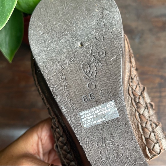 Naughty Monkey Fringe Benefit Wooden Platform Clog - Picture 9 of 12